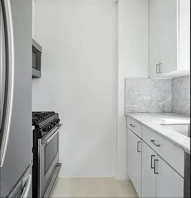 Rented by City Zen Realty | media 6