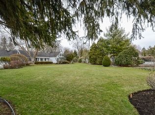 1407 S Gables Blvd, Wheaton, IL 60189