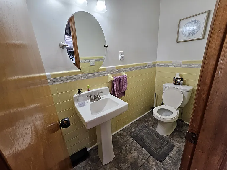521 Stonehaven Dr — Photo 25