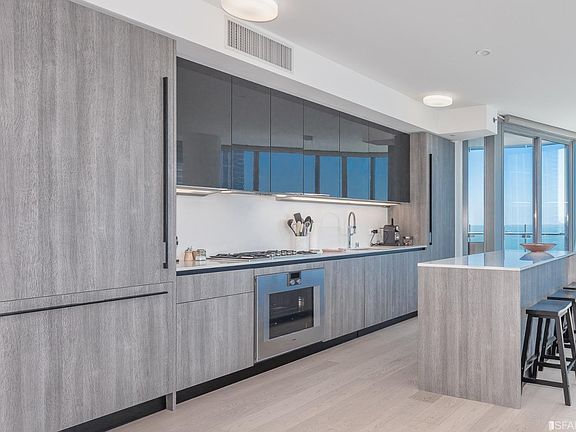 5th image of 338 Main St Unit 34C
