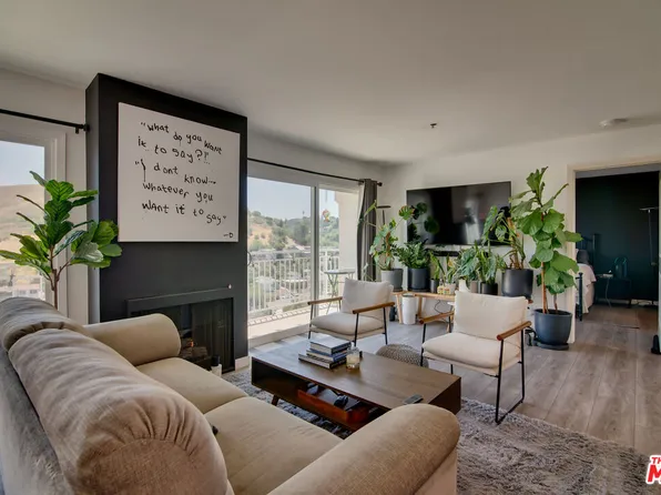 4750 Templeton St APT 1314, Los Angeles, CA 90032
