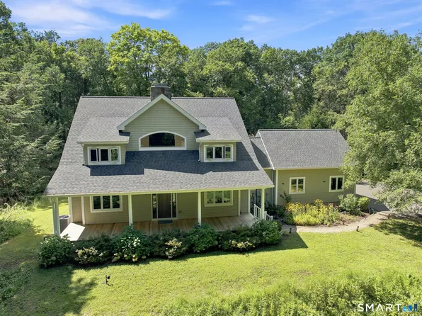 9-A New Bridge Road, Brookfield, CT 06804