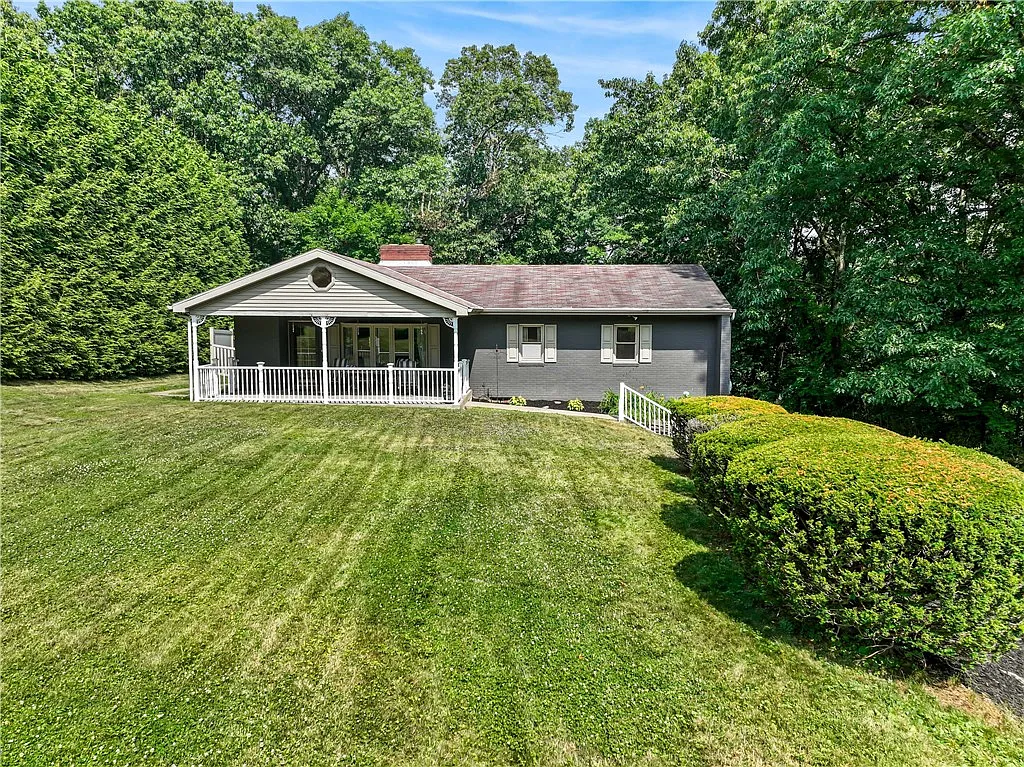 9300 Venango Dr photo 1