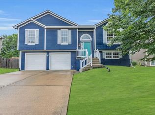 1101 S Scott Ave, Belton, MO 64012