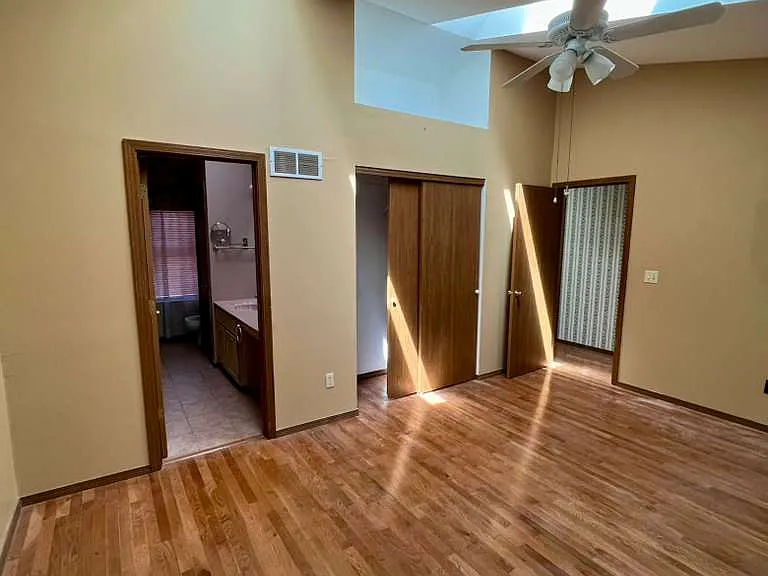 14312 Jamestown Bay Dr — Photo 12