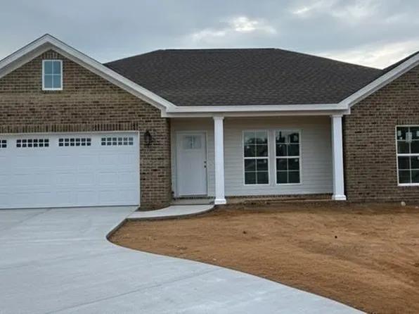 220 Wellington Way, Headland, AL 36345