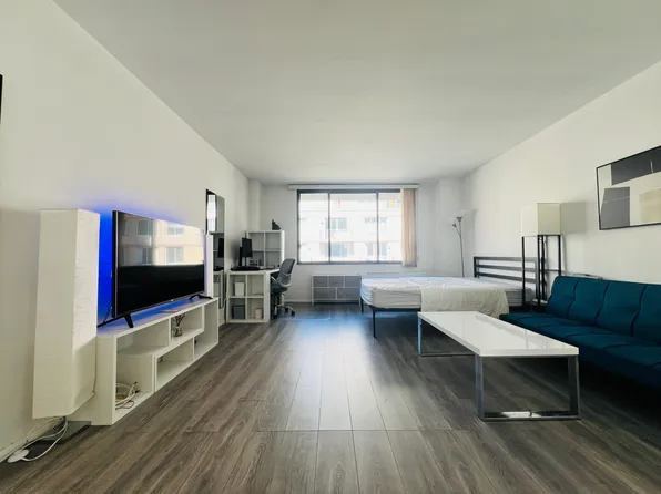 350 W 50th St, New York, NY