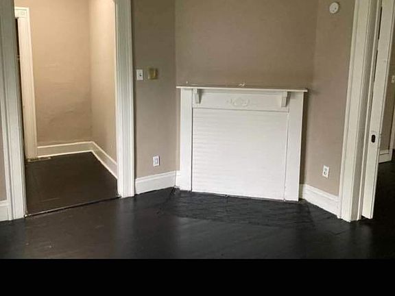 3rd image of 333 Cherry Dr #333
