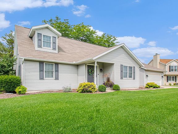 4th image of 605 Walden Ct E