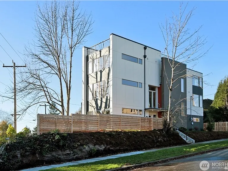 5207 S Willow St — Photo 24