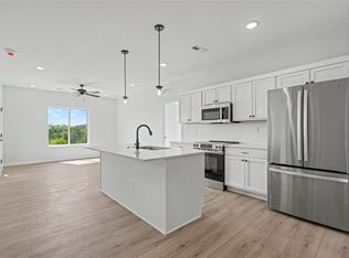 4428 Deer Creek Rd #305, Iowa City, IA 52246