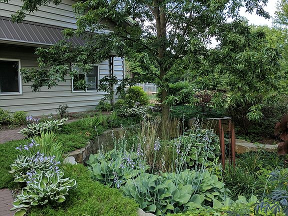 Pathway from house to office