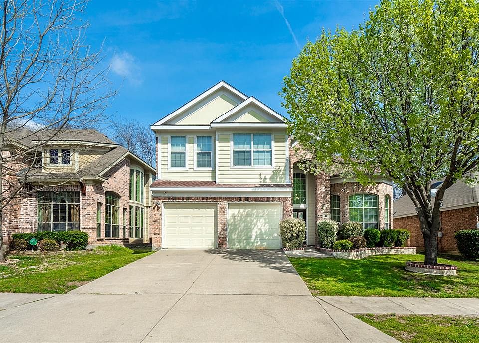 1st image of 417 Cypress Hill Dr