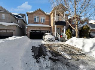 43 Masters Green Cres, Brampton, ON L7A 3K6