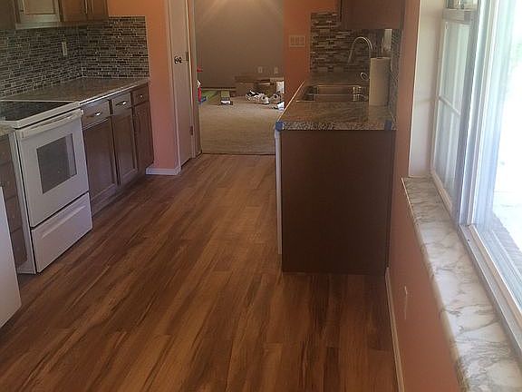 2nd image of 707 Saint Dunstan Ct