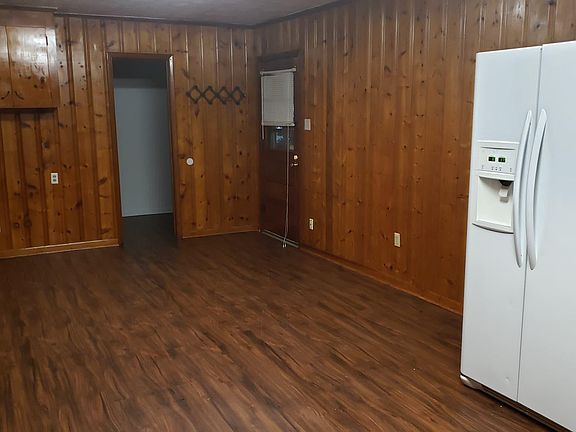 5th image of 2129 Walker Dr