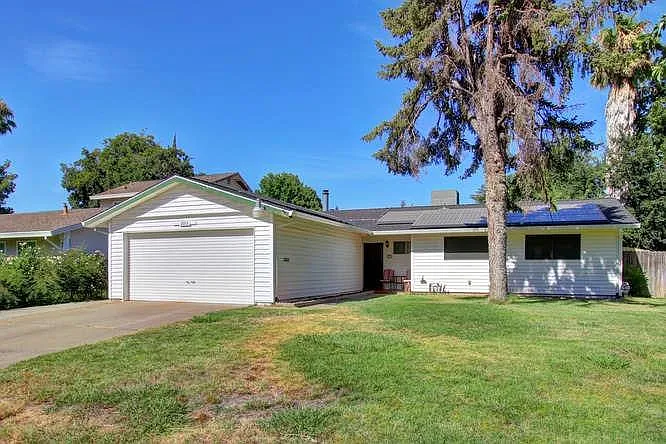 2013 McGregor Dr photo 1