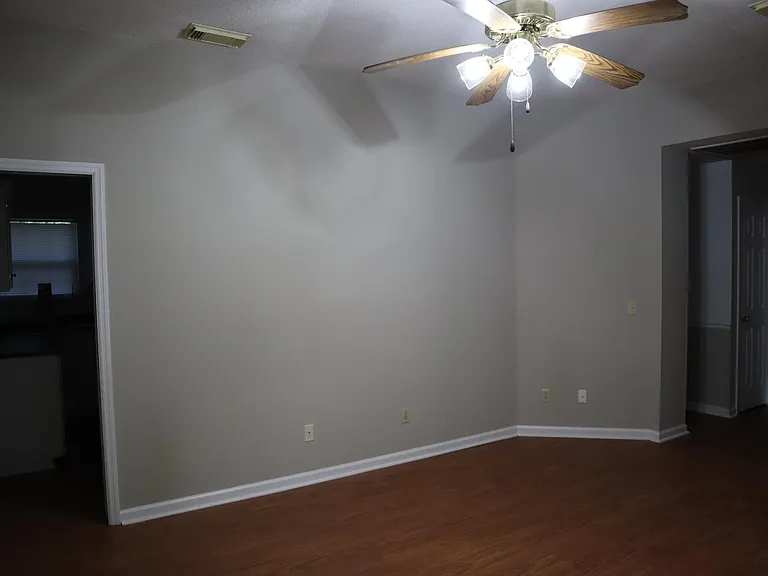 314 Zetterower Rd — Photo 7