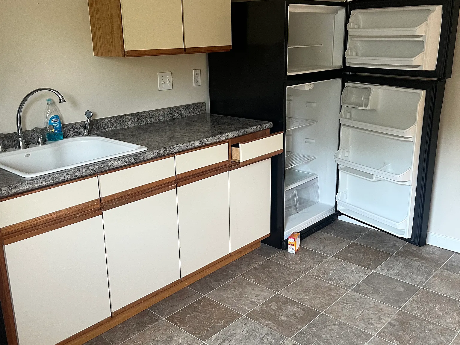 2 bed, $1,800 — Photo 3