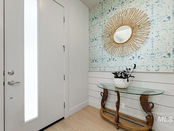 2nd image of 3003 S Brookridge Way