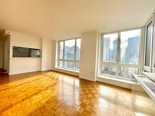 Rented by Addison Property Group | media 5