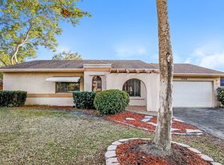 7686 NW 21st Ct, Pompano Beach, FL 33063
