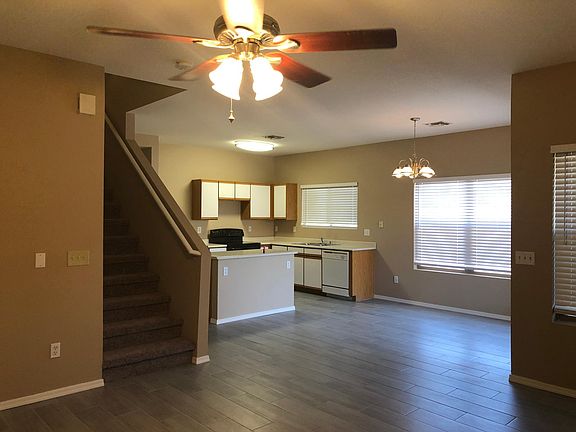 2nd image of 2070 E Spruce Dr