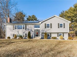 115 Craigemore Cir, Avon, CT 06001