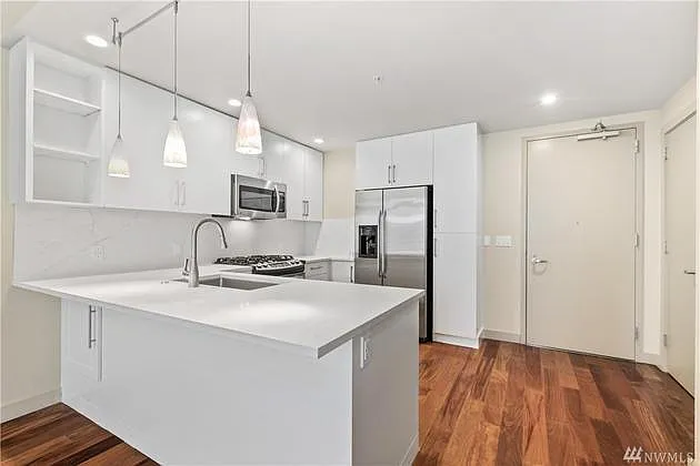 900 Lenora St #503 — Photo 9