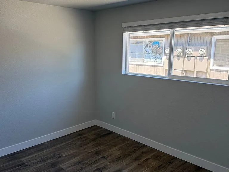601 Beatty St — Photo 22