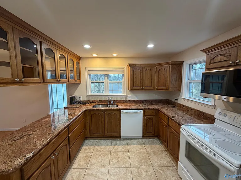 542 Holmes Drake Rd — Photo 6