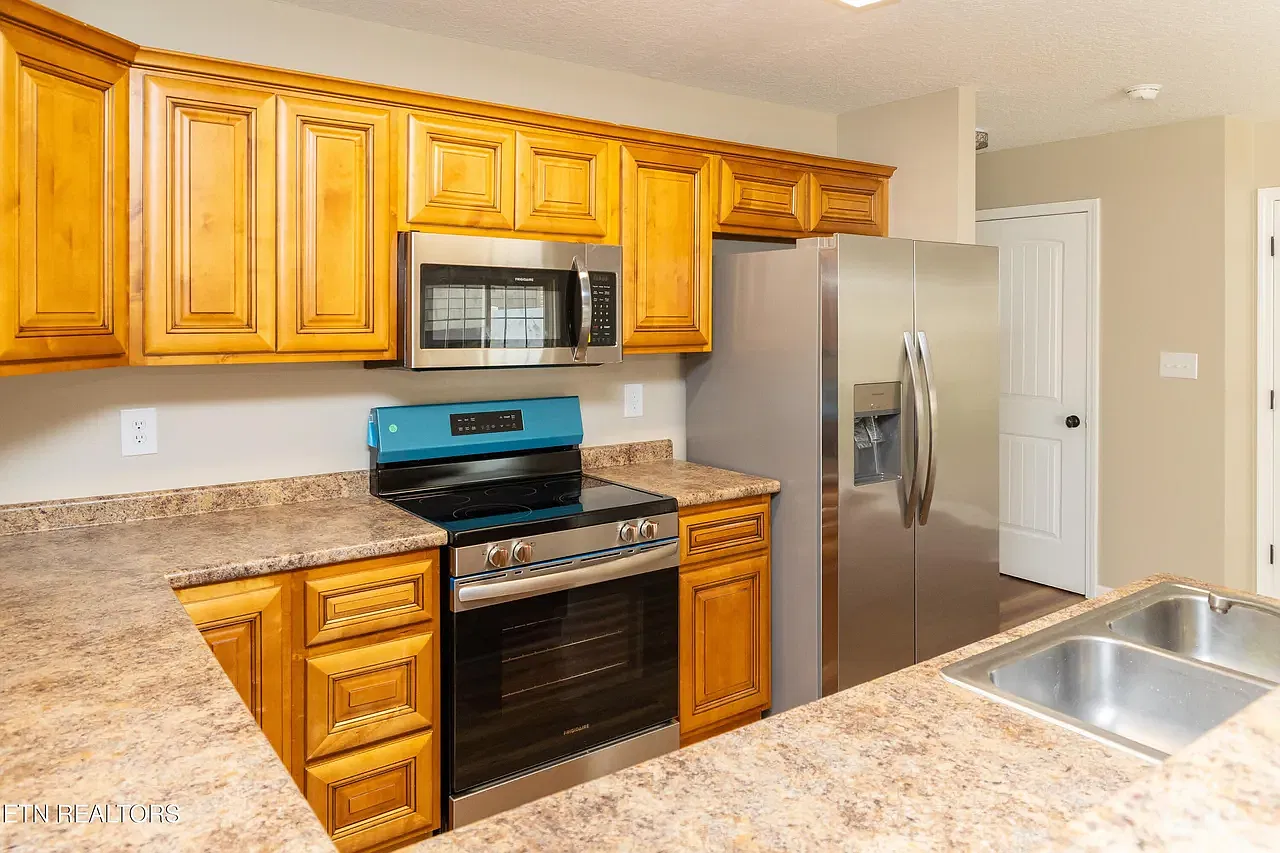 2 bed, 1567 sqft, $1,800 — Photo 4