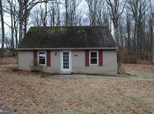 1819 Sams Creek Rd, Westminster, MD 21157