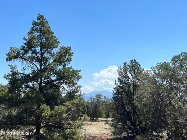 224C W Rocky Road, Ash Fork, AZ 86320