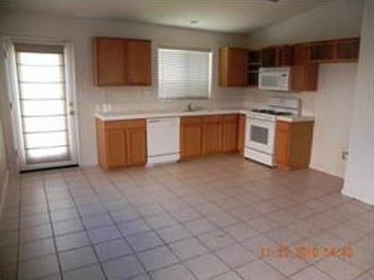4th image of 4369 Aubergine Way