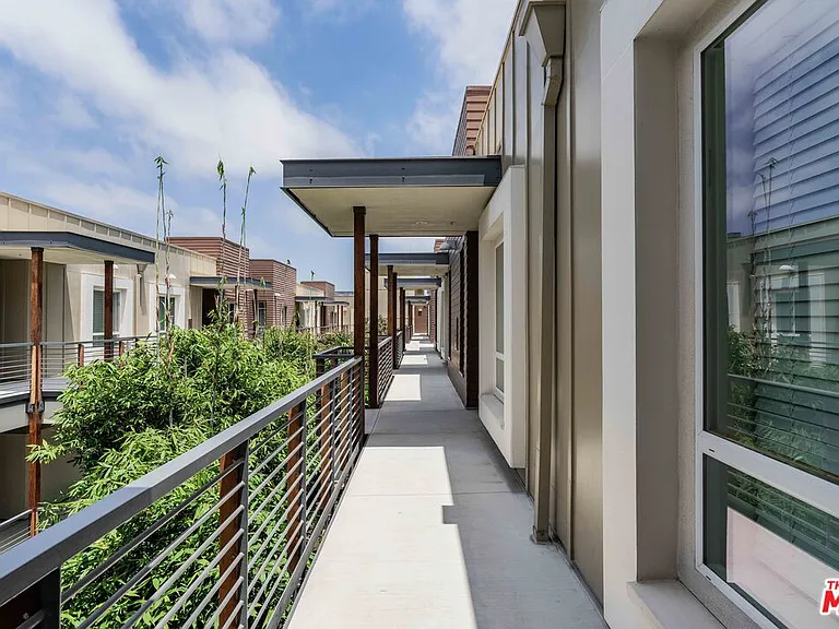 12920 Runway Rd #340 — Photo 3