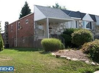 1954 President St, Philadelphia, PA 19115