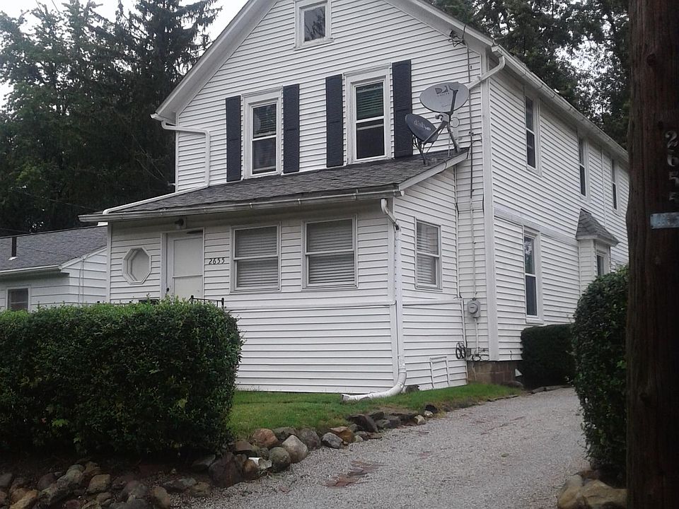 1st image of 2655 Maplewood St #2