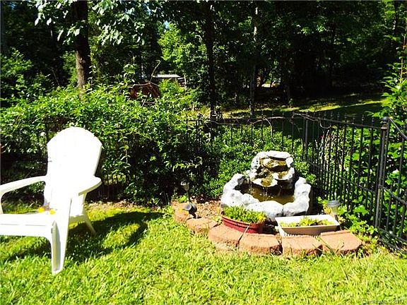 5th image of 339 Northwood Dr