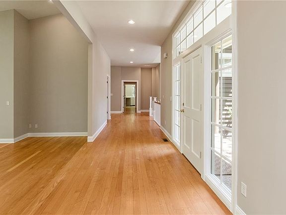 5th image of 8738 Lantern Forest Ct