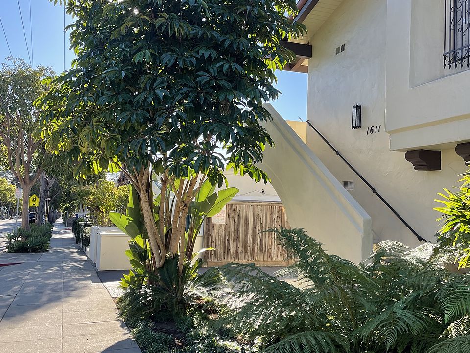 2nd image of 1611 Anacapa St APT 7