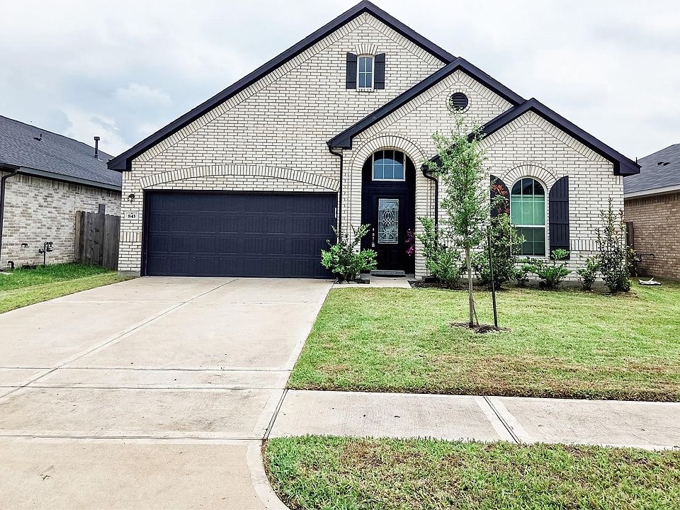 1st image of 843 White Pine Haven Ln