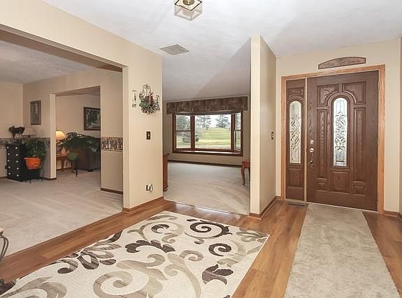 4th image of 1225 Lynnfield Ln