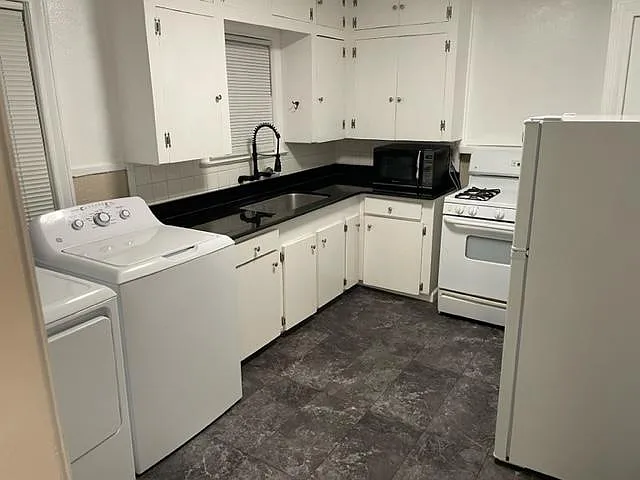 2 bed, 1176 sqft, $1,150 — Photo 2