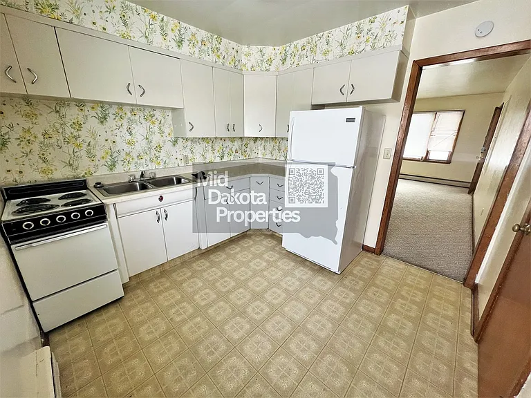 614 E 11th Ave — Photo 4