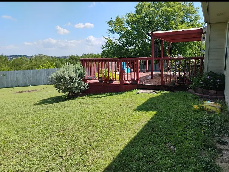 410 Saddle Dr — Photo 50