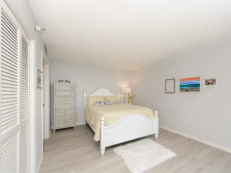 690 Island Way #507 — Photo 23