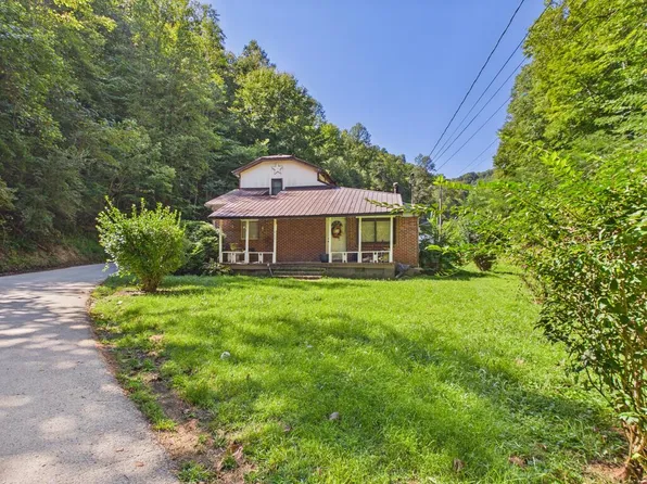 980 Akers Br, Banner, KY 41603