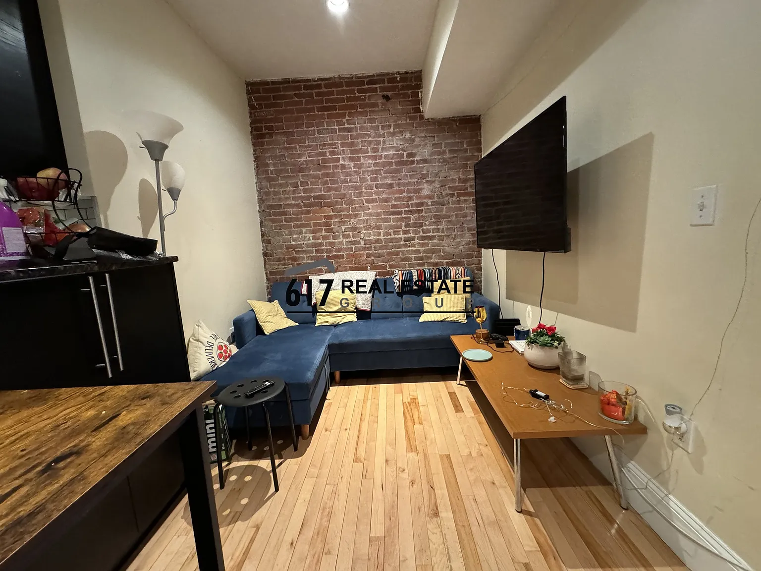 1203 Beacon St — Photo 3