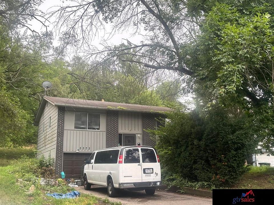 1st image of 3373 Weber St